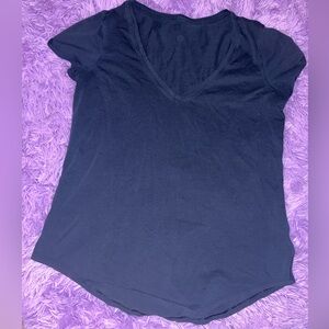 Lululemon Women's Black V-Neck Short Sleeve Activewear T-Shirt